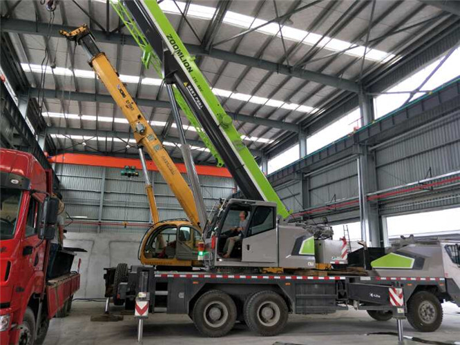 吉安市高空车出租需要注意哪些安全事项？